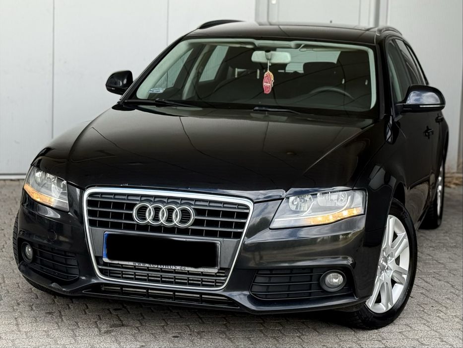 Audi A4 B8 2.0 TDI 143KM * Klimatronik *Grzane Fotele * Led * Alu