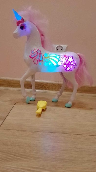 Barbie Jednorożec Magiczne Włosy Interaktywny