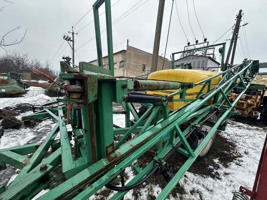Оприскувач СТЕП-2500/18