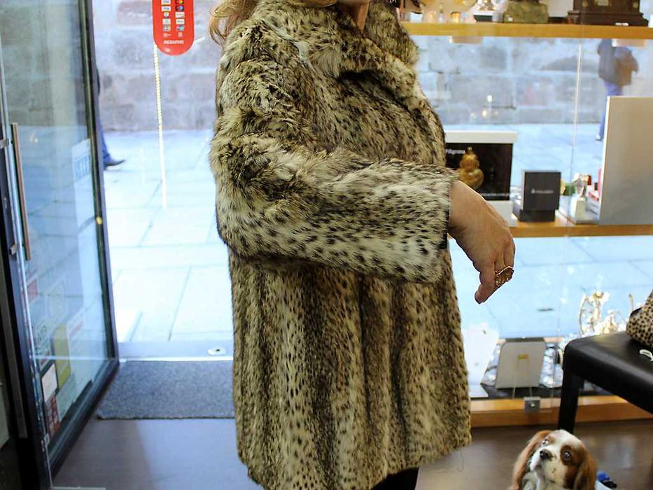 Casaco em pele genuína de gato selvagem