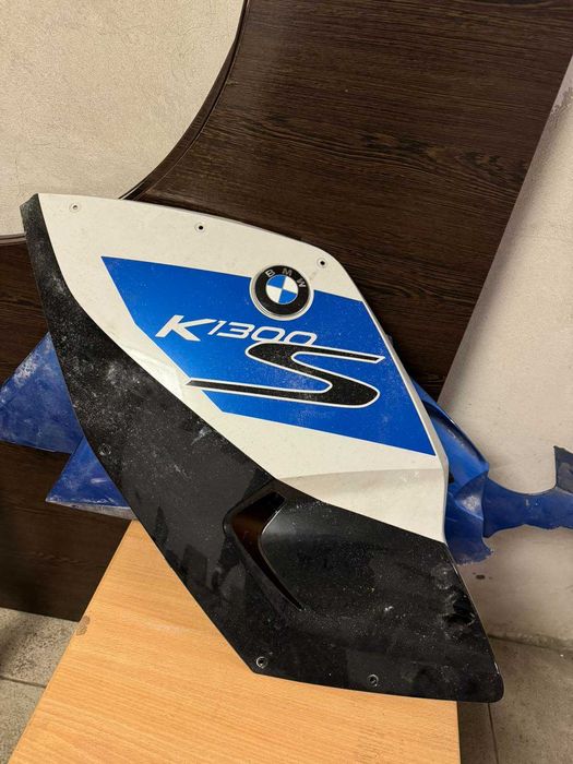 Пластик бокової частини BMW K1300S 2012