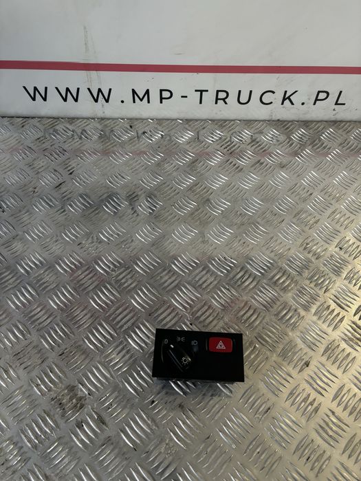 Przelacznik swiatel Scania