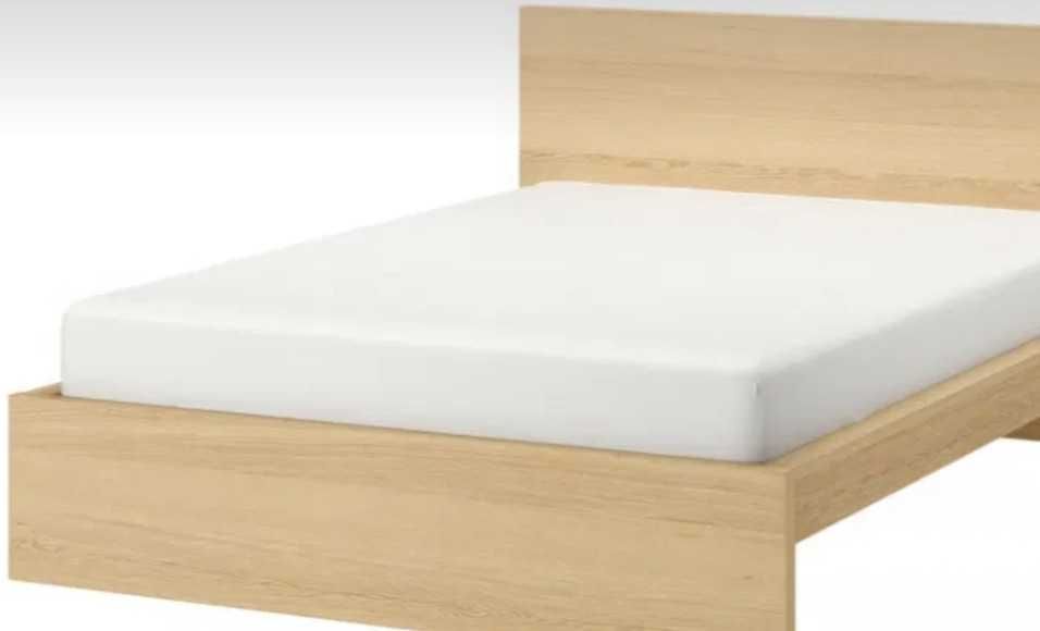 Cama casal IKEA 140x200