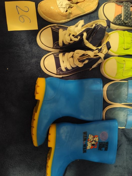 Paka dziewczęcych bucików, rozm 26