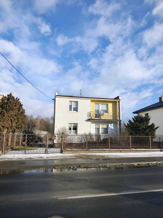 Dom na sprzedaż z dobrą lokalizacją