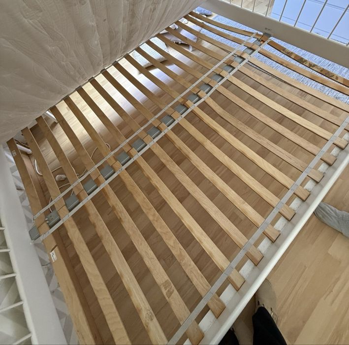 Cama de casal 160cm + estrado