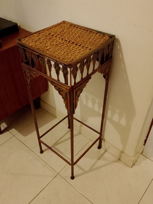 Floreira / Mesa de apoio