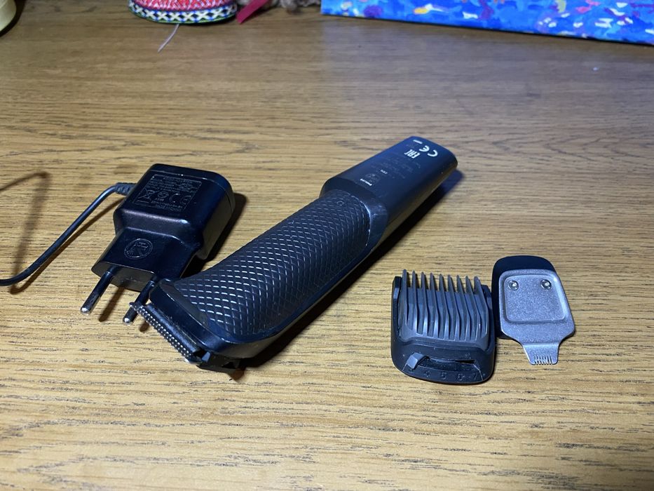 Універсальний тример Philips MG3740/15 серії 3000 (9-в-1)