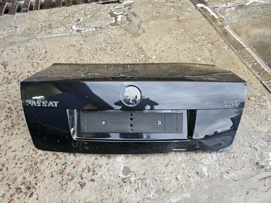 Кришка багажника