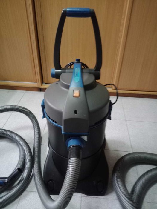 Aspirador de piscina e lago profissional Oase PondoVac 4