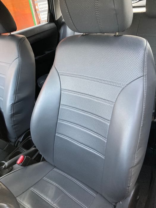 Комплект чохлів на авто сузукі