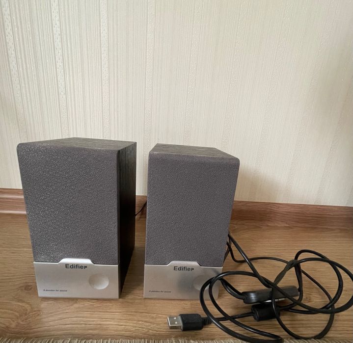 Акустична система Edifier R18 USB Black