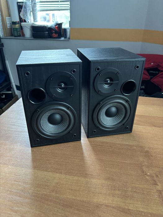 Głosniki monitory Edifier R1100