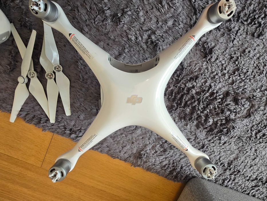 DRON DJI phantom 4 pro  super stan