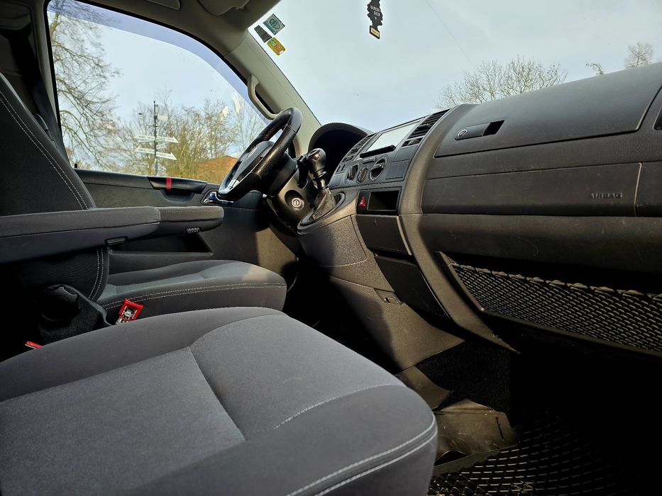 Zamiana VW Multivan 7 Osbowy łóżkoKlimatyzacjaElSzybyAlufelgi!