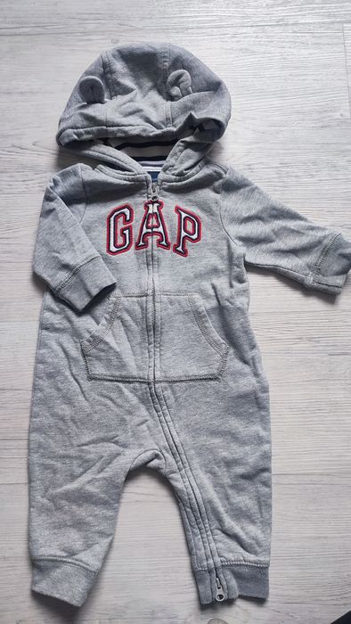 Kombinezon dresowy 68cm 2 szt.