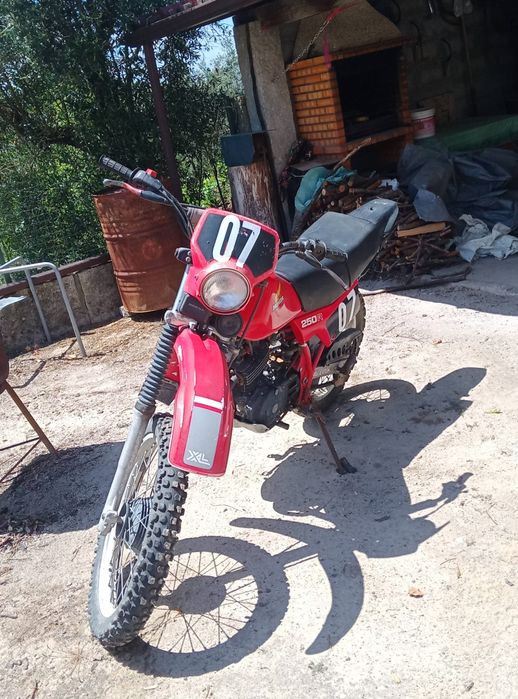 Mota Honda xl 250