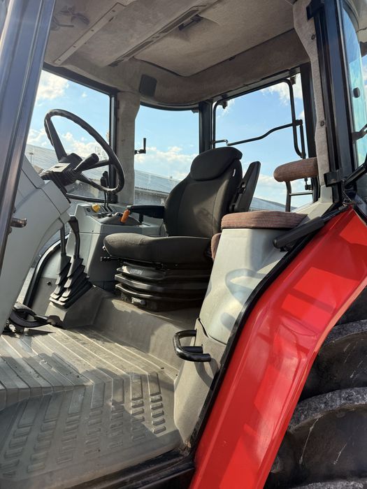 Ciągnik rolniczy Massey Ferguson 6130 świezo sprowadzony