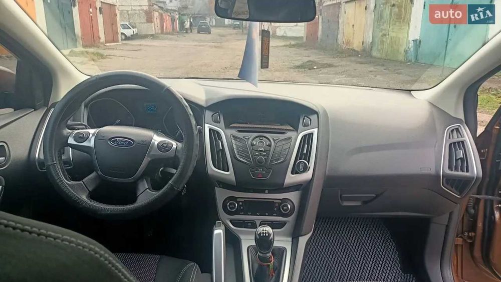 Ford Focus 2013 VIN WF0LXXGCBLDR03870 фото оголошення 16 з 17