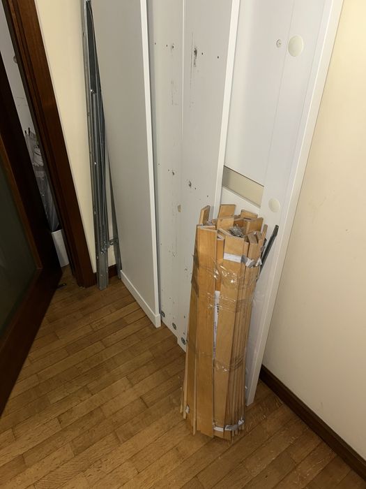 Cama de Casal Songesand IKEA