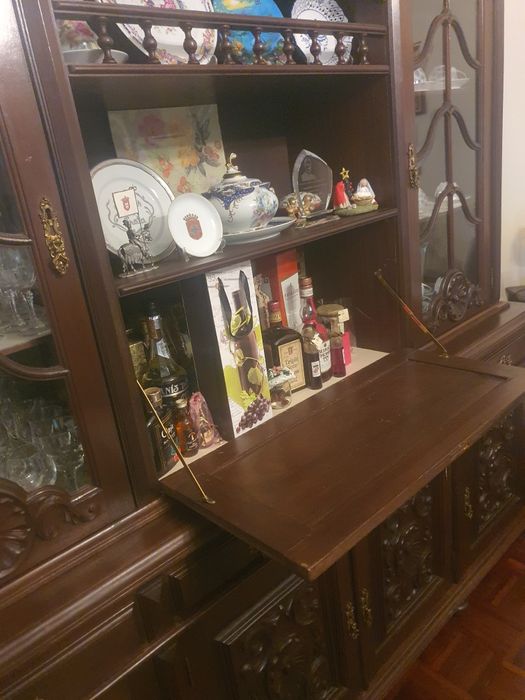 Sala completa estilo século 17.