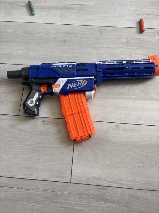 Nerf зброя retaliator