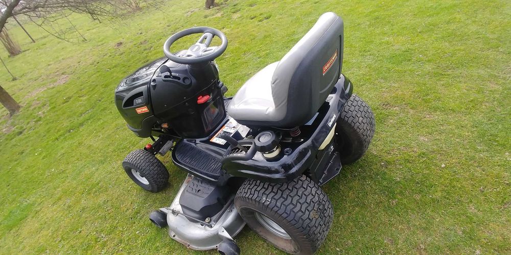 KOSIARKA Traktorek CRAFTSMAN 26 V-Twin Briggs Cub Cadet Husqvarna John