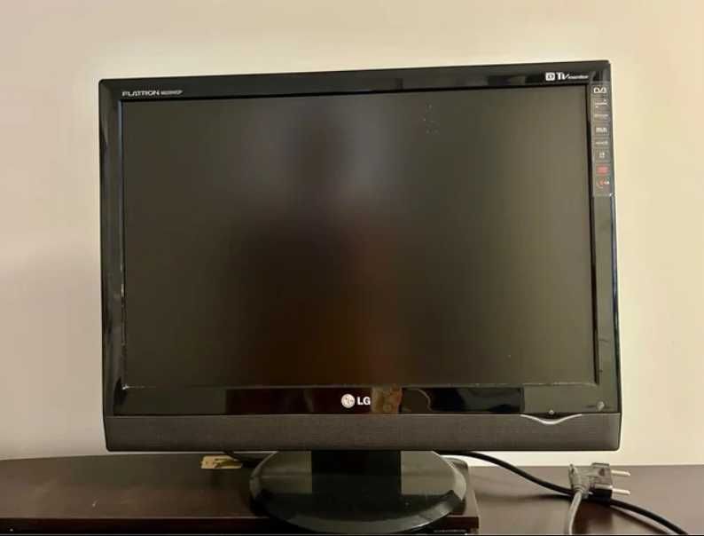 ТВ-монитор LG M228W DP BZ (+ шнур питания и пульт) /монитор с HDMI