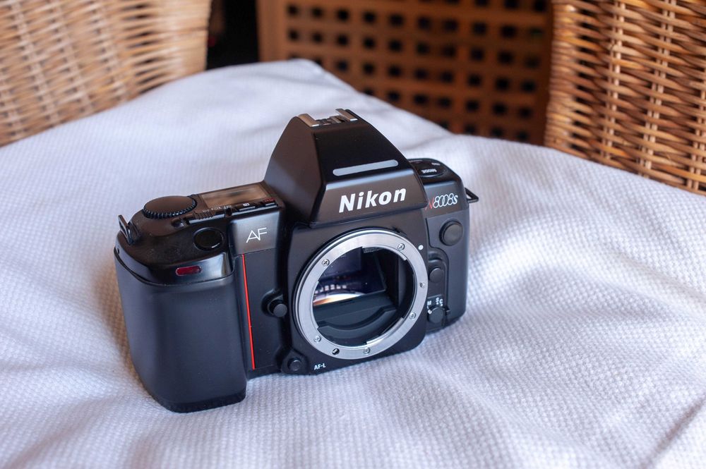 Nikon F801s - N8008s  100% funcional em muito bom estado