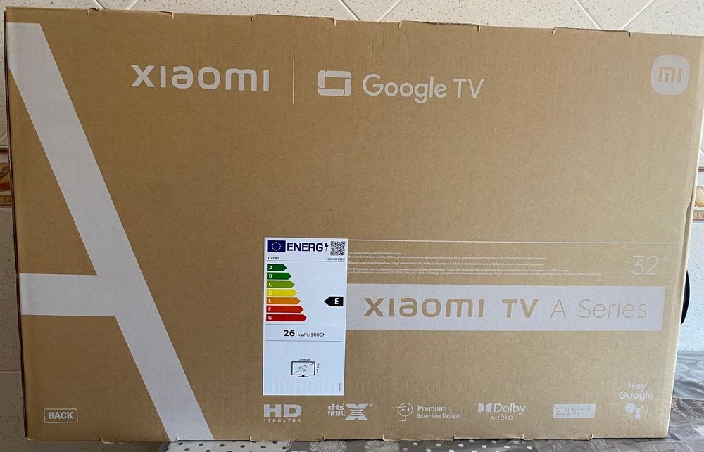 Tv 32 XIAOMI na caixa nunca usada