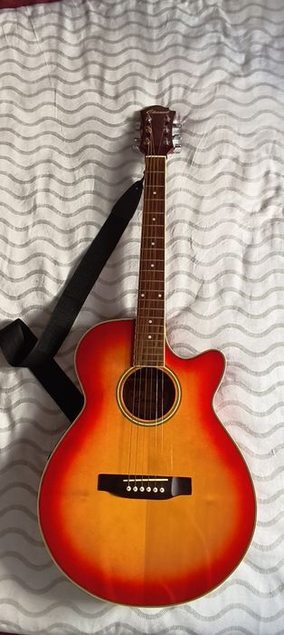 Guitarra Channel by ESM CA-500-CHS – Como Nova + Acessórios