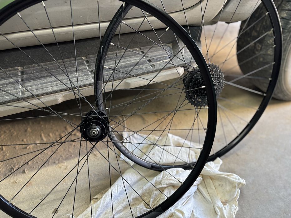 Par de Rodas 29" Syncros X20 + Cassete 7v SunRace (Impecáveis)