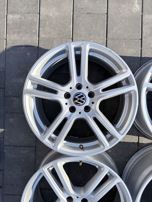 5x112 18 VW Tiguan Touran Sharan Passat  Golf T-roc