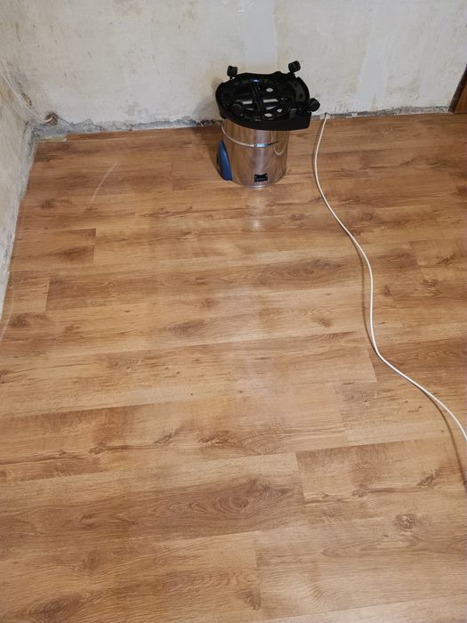 Panele podłogowe 15m2 + jedna paczka nowych