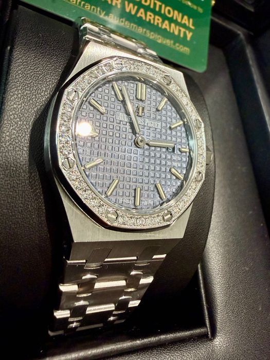 Часы в стиле Audemars Piguet ROYAL OAK 33mm c бриллиантами