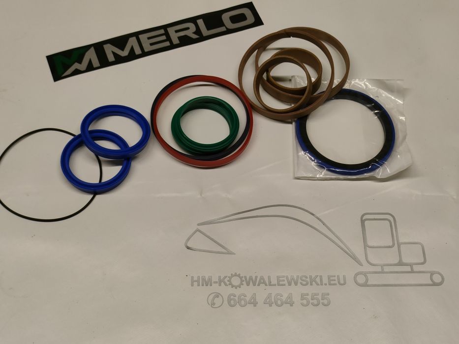 MERLO uszczelniacz siłownika komplet 046573