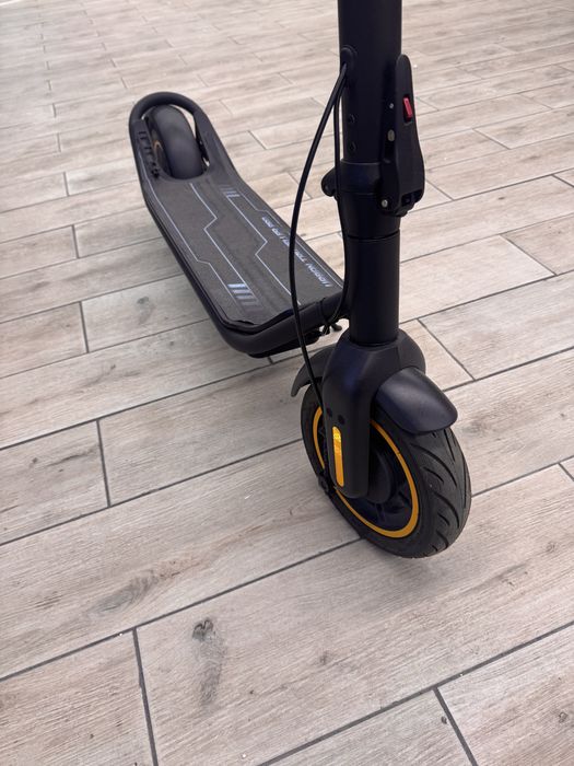 Електросамокат Vortex VO7001 новий
