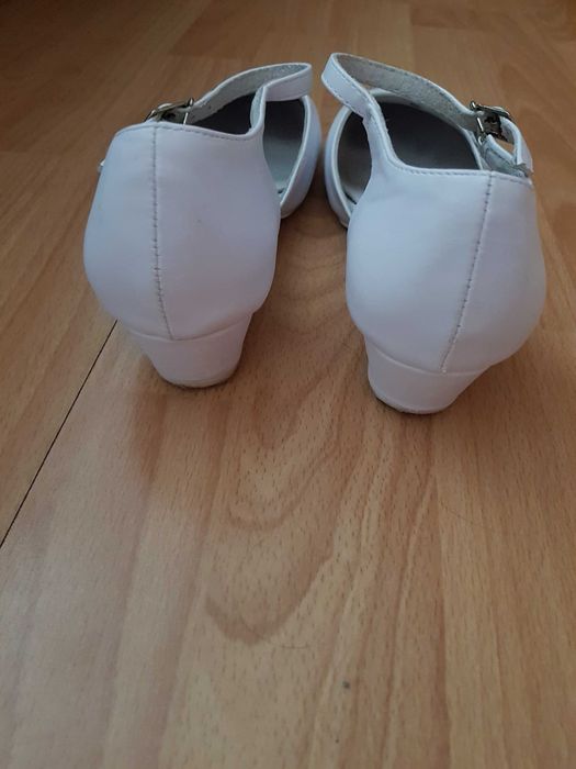 Buty na komunię