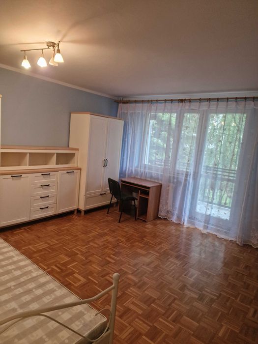 Pokój w mieszkaniu 3 pokojowym 20m Modzelewskiego - Widok 2