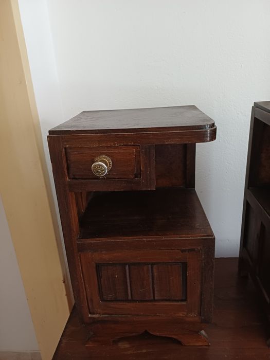 Mesa de cabeceira
