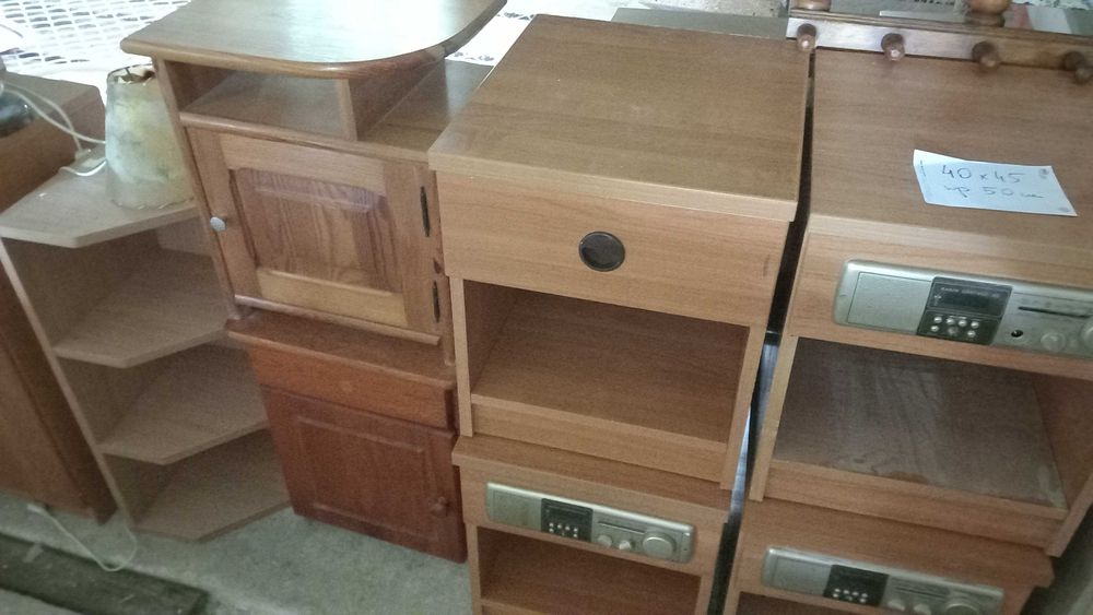 szafeczki przy łóżkowe-kilka sztuk