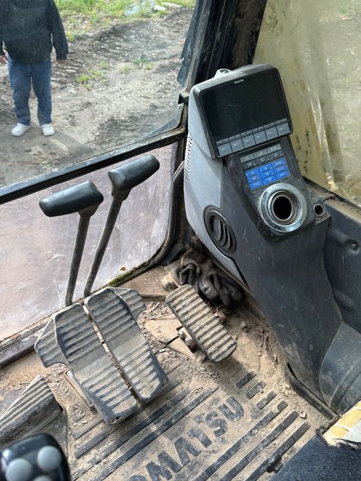 Koparka gąsienicowa Komatsu PC210LC-8