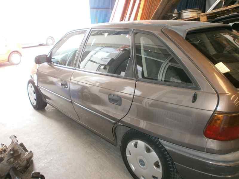 Manga De Eixo Frente Direita Opel Astra F Berlina