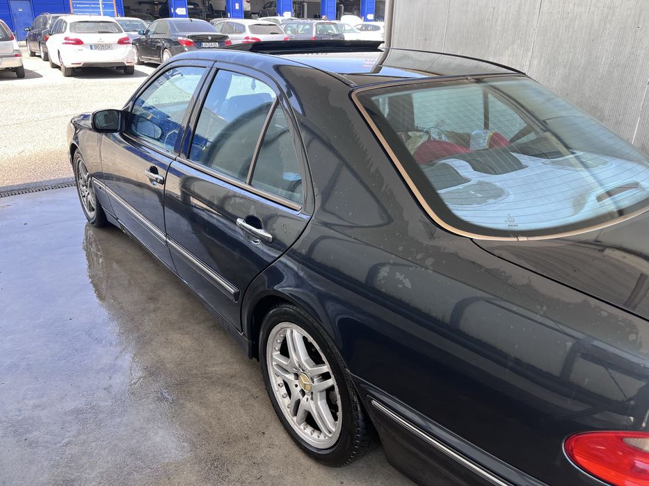 Mercedes-Benz 320 — fotografia 3