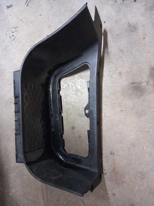 Iveco Daily VI stopień osłona progu lewa