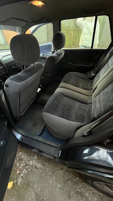 Mazda 626 універсал