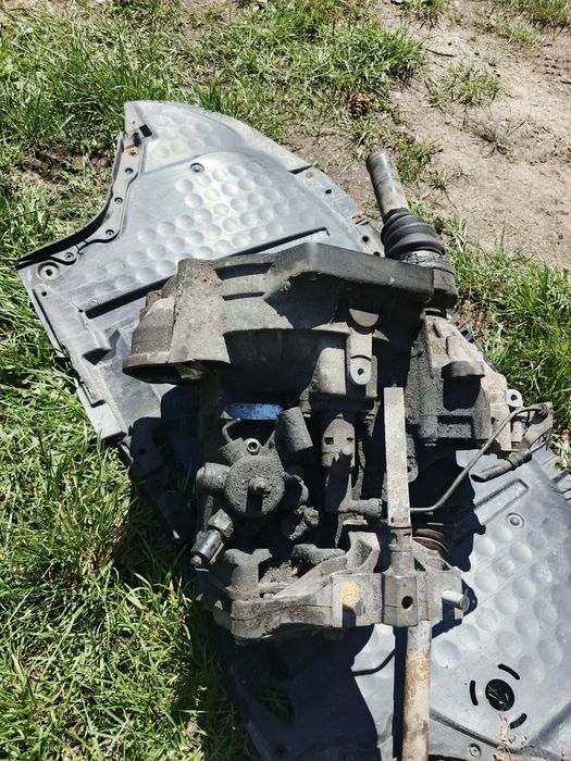 Sprzedam skrzynia biegów JCR 1,9 TDI 105 koni VW
