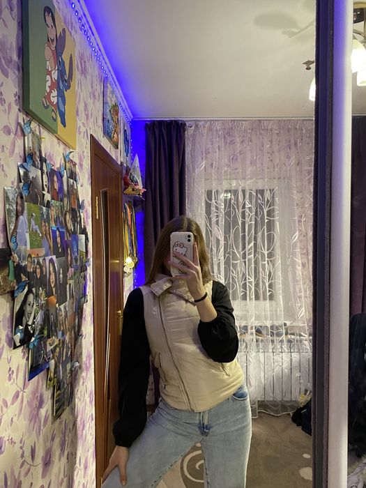 Желетка жіноча весняна, розмір xs, колір молочний