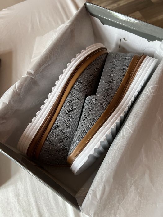 Półbuty szare venezia rozm.36 z metką