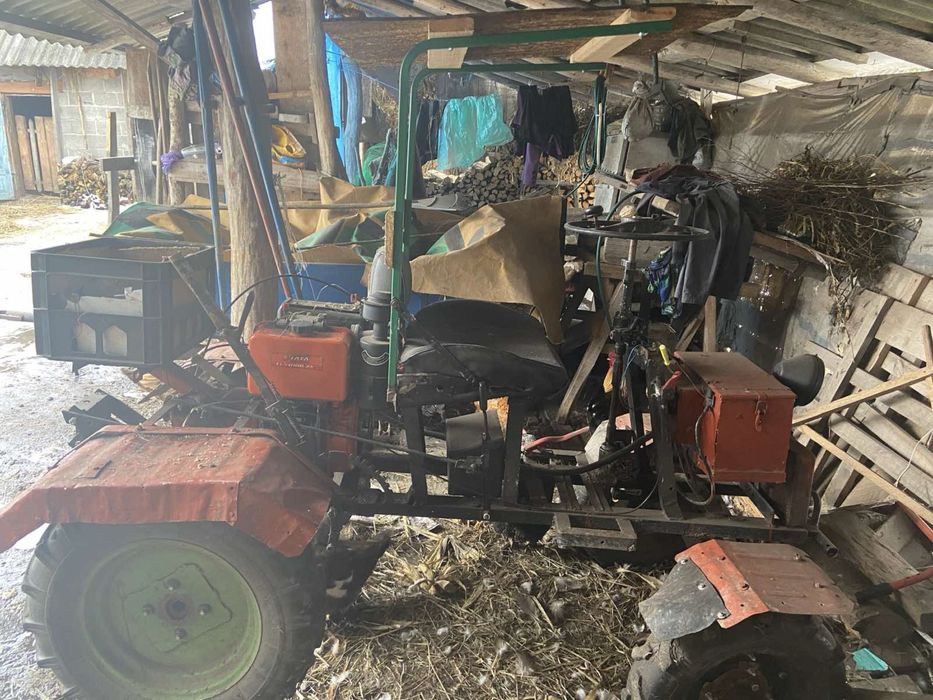 Продам міні-трактор.